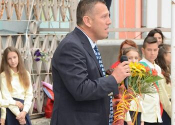 На прага на първия учебен ден