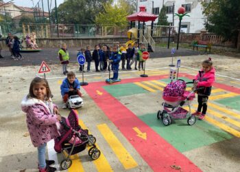 В ДГ “Радост” вече имат площадки по безопасност на движението