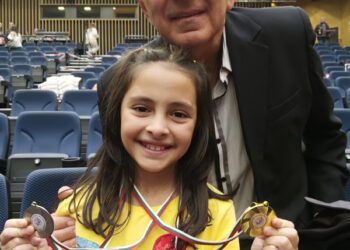 Виана и Мария – с награди от Mеждународния фестивал ,,Кръстопът на музите”