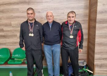 “Златните” момчета Маринов и Митев от „Алфа“ отново на върха