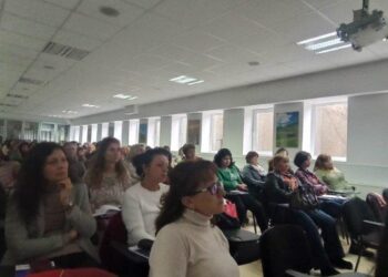 Дискусия по проблемите на децата с аутизъм събра десетки специалисти и учители