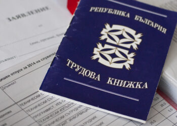 Какво става с неизползвания отпуск до края на годината