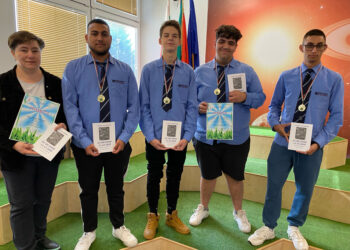 Бъдещи електротехници с първо място от Националният ученически конкурс “Зелената платена 2022”