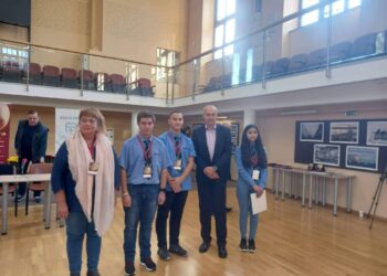 Ученици от ПГМЕТ се завърнаха с награди от Национален исторически конкурс във Варна