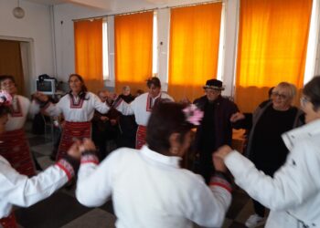 Международния ден на хората с увреждания и Никулден празнуваха в Ловнидол