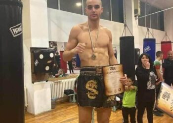 Бивш севлиевски кикбоксьор – със сребро от Европейско