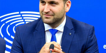 Андрей Новаков: “Когато започнем да се държим помежду си достойно, ще получим такова отношение и от другите държави”