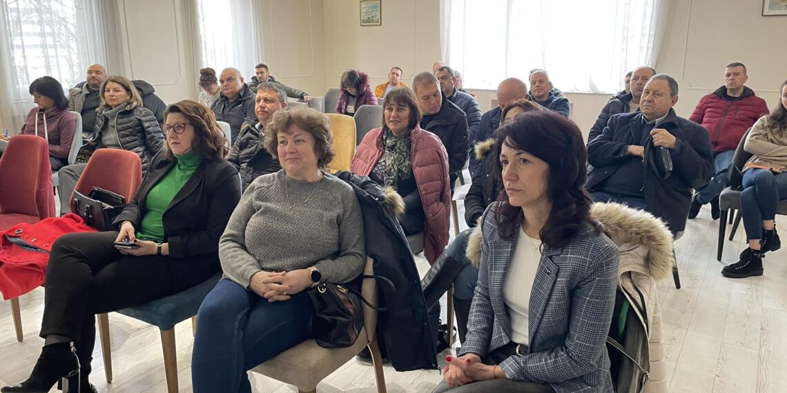 В Габрово се проведе информационна среща за схемите за подпомагане за ВЕИ за предприятия и домакинства