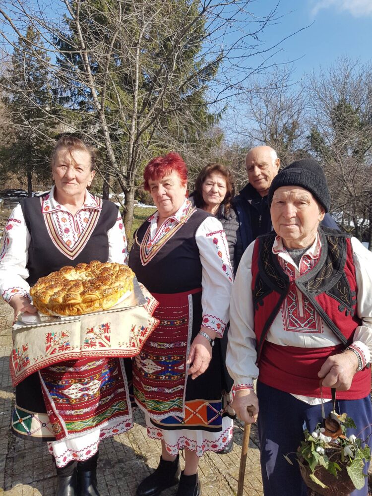 Зарезан в селата