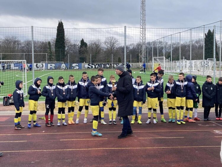 Бронзов медал за тима на Милен Ванков