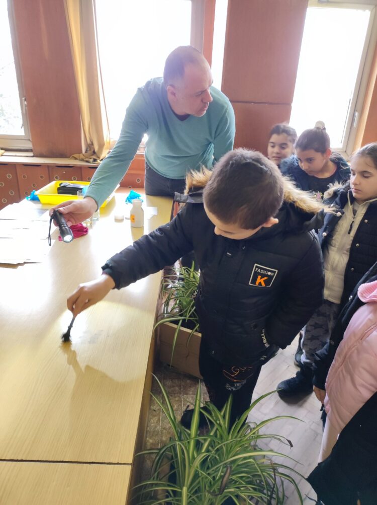 Малките полицаи участваха в “оглед на местопроизшествие”