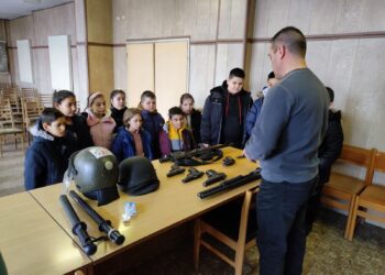 Малките полицаи участваха в “оглед на местопроизшествие”