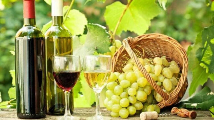 Днес е Трифон Зарезан – денят на виното и веселието