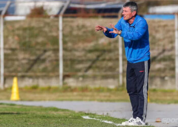 Димитър Тодоров бесен на съдиите след 2:2 с “Павликени”