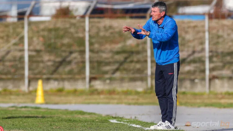 Димитър Тодоров бесен на съдиите след 2:2 с “Павликени”