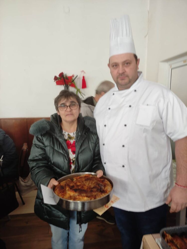 С кулинарен конкурс отбелязаха 8 март в пенсионерски клуб “Васил Левски”