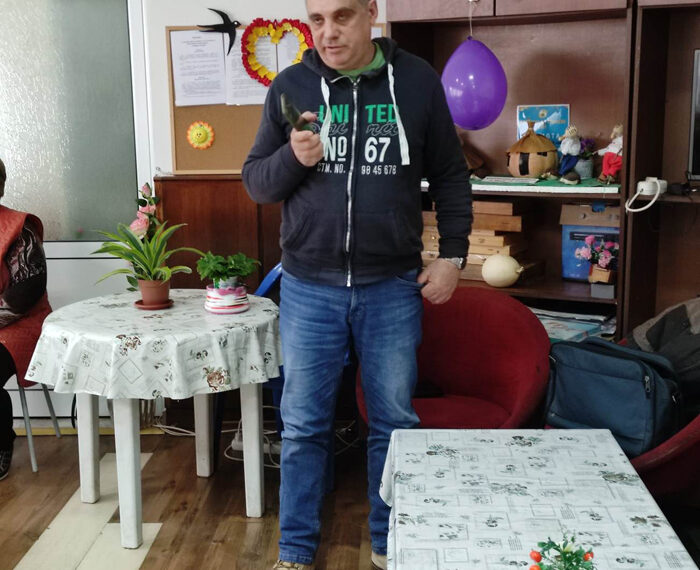 За героичния подвиг на априлци си припомниха възрастните хора от клуб “Васил Левски”