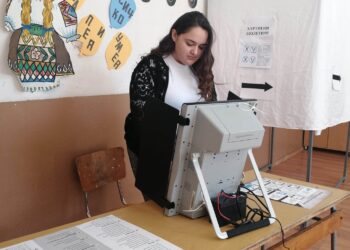 ГЕРБ-СДС води в Севлиево, избирателната активност в общината е близо 35%