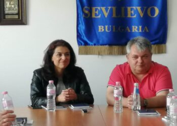 Ваня Григорова представи пред синдикалисти книгата си “Пътеводител за защита на работното място”