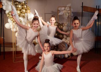 Грациите балерини триумфираха с конкурсни награди и спектакъл в гала концерт