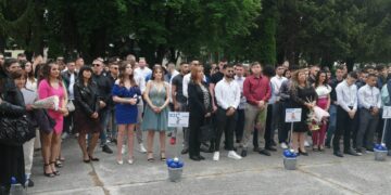 ПГМЕТ „Ген. Иван Бъчваров“ изпрати абитуриентите си