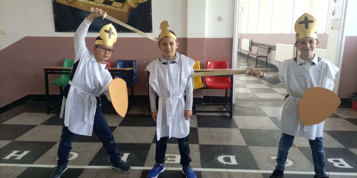 Шахмат с живи фигури в СУ “Васил Левски”