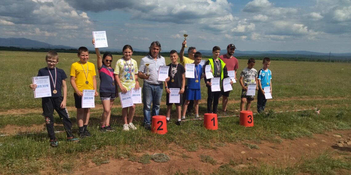 Шест медала за ракетомоделистите в Национално първенство