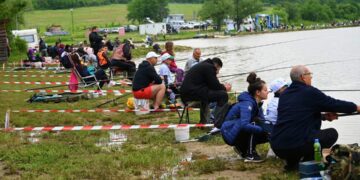 Деца премериха сили в риболовен турнир за 1 юни