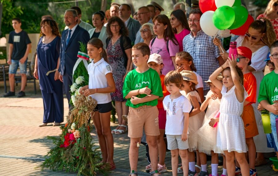 Севлиево се поклони пред героите, на които дължи свободата си