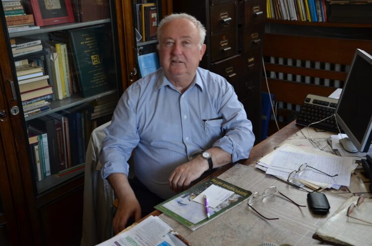 В Библиотеката канят на среща с “непознатият познат” доц. д-р Христо Темелски