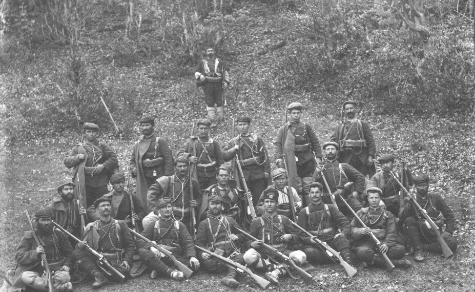 “От мене се лишете и ме забравете, защото мене ме влече незнаен гроб нейде из Македония”