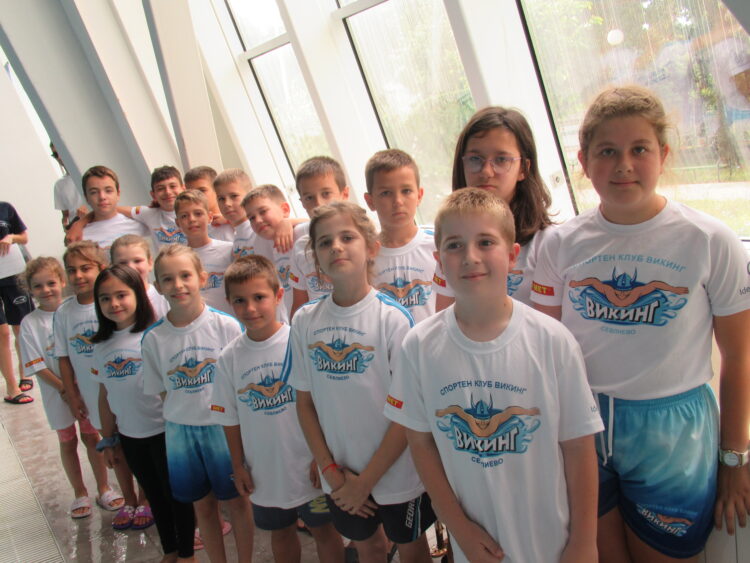 Три медала за Християн Митев от турнира по плуване “Синьо лято”