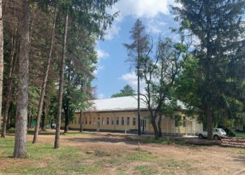 Зам.-министърът на здравеопазването проф. Илко Гетов открива обновеното Инфекциозно отделение