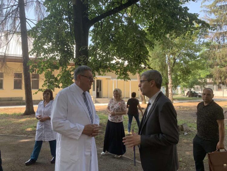 Откриха обновеното Инфекциозно отделение на МБАЛ “Д-р Стойчо Христов” в Севлиево