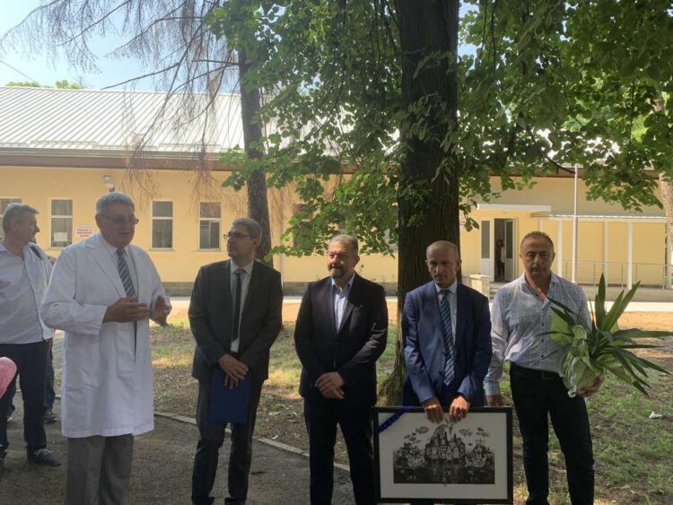 Откриха обновеното Инфекциозно отделение на МБАЛ “Д-р Стойчо Христов” в Севлиево