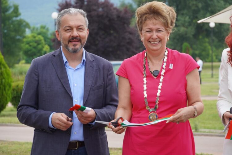 Откриха новото спортно съоръжение в “Казармите”