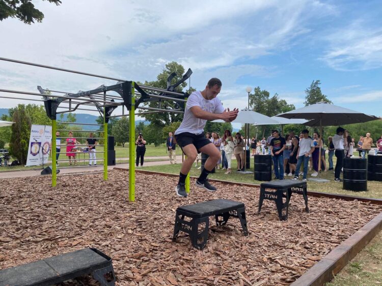 Откриха новото спортно съоръжение в “Казармите”