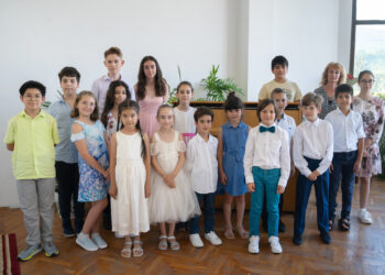 Симбиоза от стил, елегантност, класика и съвремие в концерта на Школата по пиано