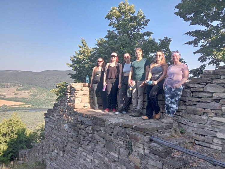 Британски студенти участват в 44-ия археологически сезон на Хоталич