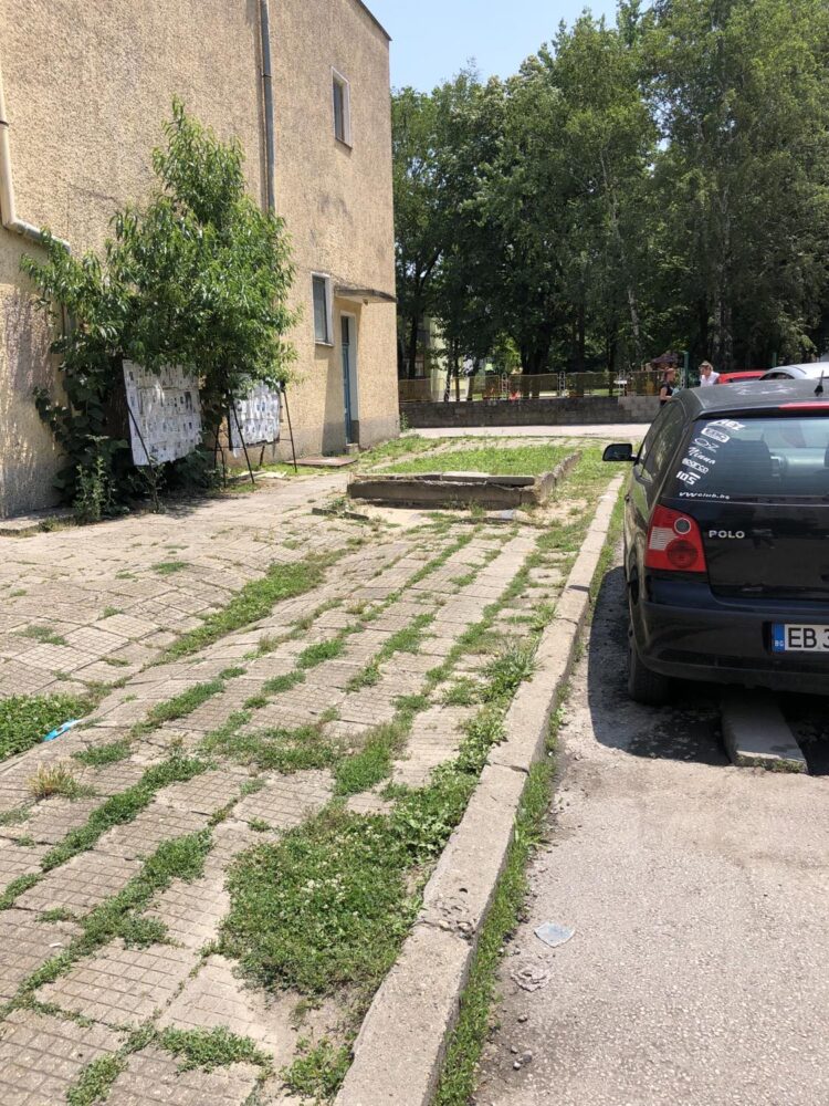 С близо 3 млн. лв. Община Севлиево ще благоустрои междублокови пространства в три комплекса