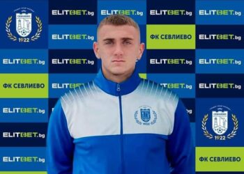 Младият местен талант Стивиян Макавеев