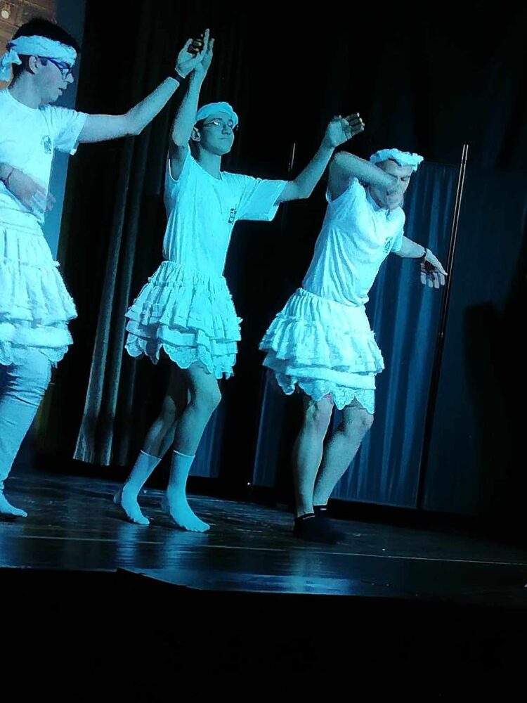 “УСукването”- шоуто на Ученически съвет при СУ “ВасилЛевски”