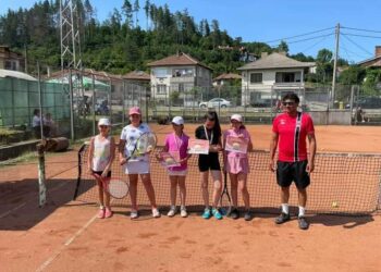 Отлично се представиха децата от “Тенис Про Севлиево”