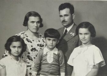 Ловнидолецът Христо Маринов Недялков. Темида  със завързани очи и с развързани. Колелото на живота