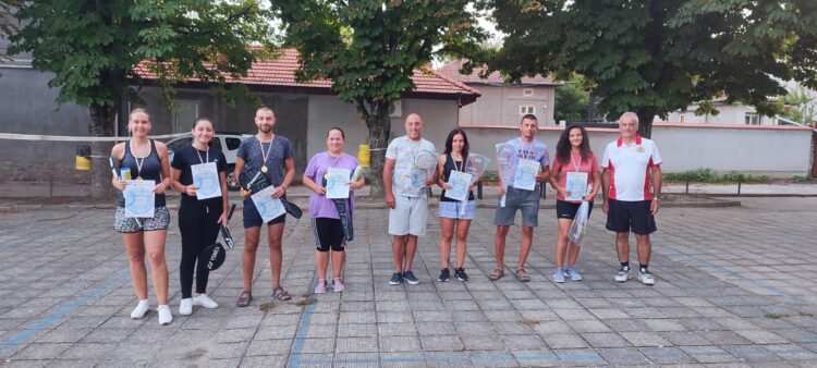 Състезание по бадминтон организираха в с. Горна Росица