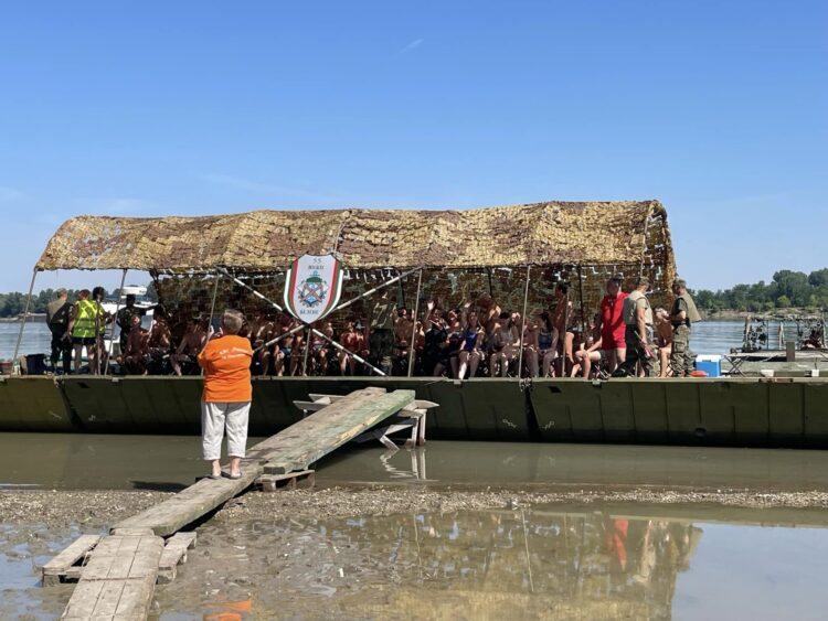 Лаура Едуардс представи с. Идилево на 65-тото преплуване на р. Дунав