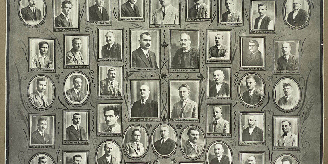 Ловнидолецът Христо Маринов Недялков – Опръскани с кръв страници. Депутат