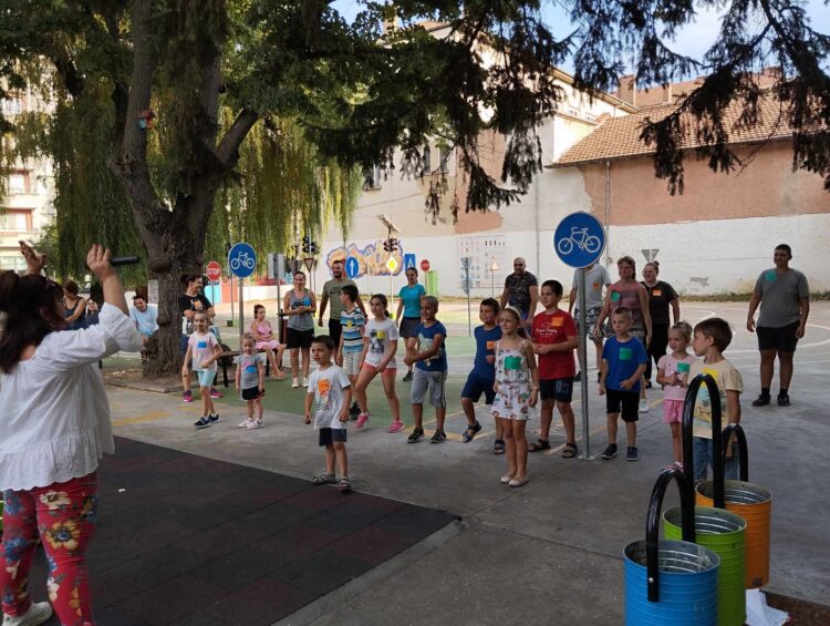 Състезанието “Мама, татко и аз” – спортен хъс и много веселие