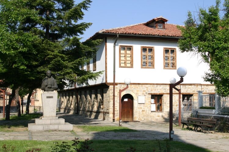 Историческа програма