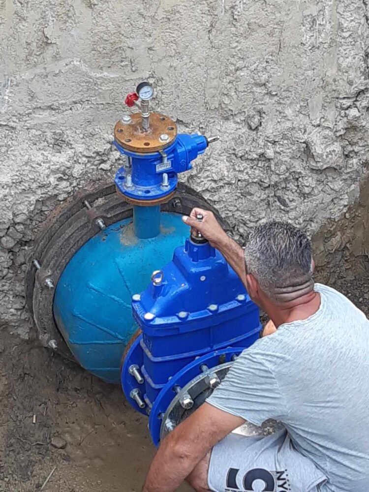 Доставени са първите тръби за продължаване строителството на втори етап на Източния водопроводен клон